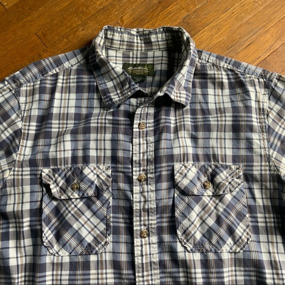 🎉Plaid Button Up Shirt - Picture 4 of 9